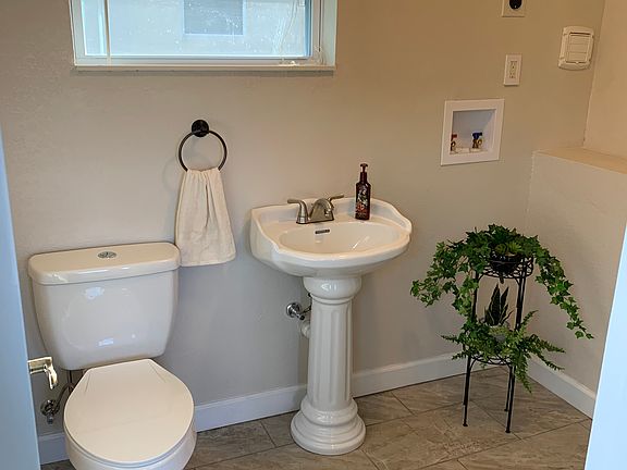 Half Bath/Laundry Room
