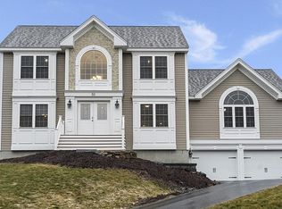 50 Candlewood Dr, Leominster, MA 01453