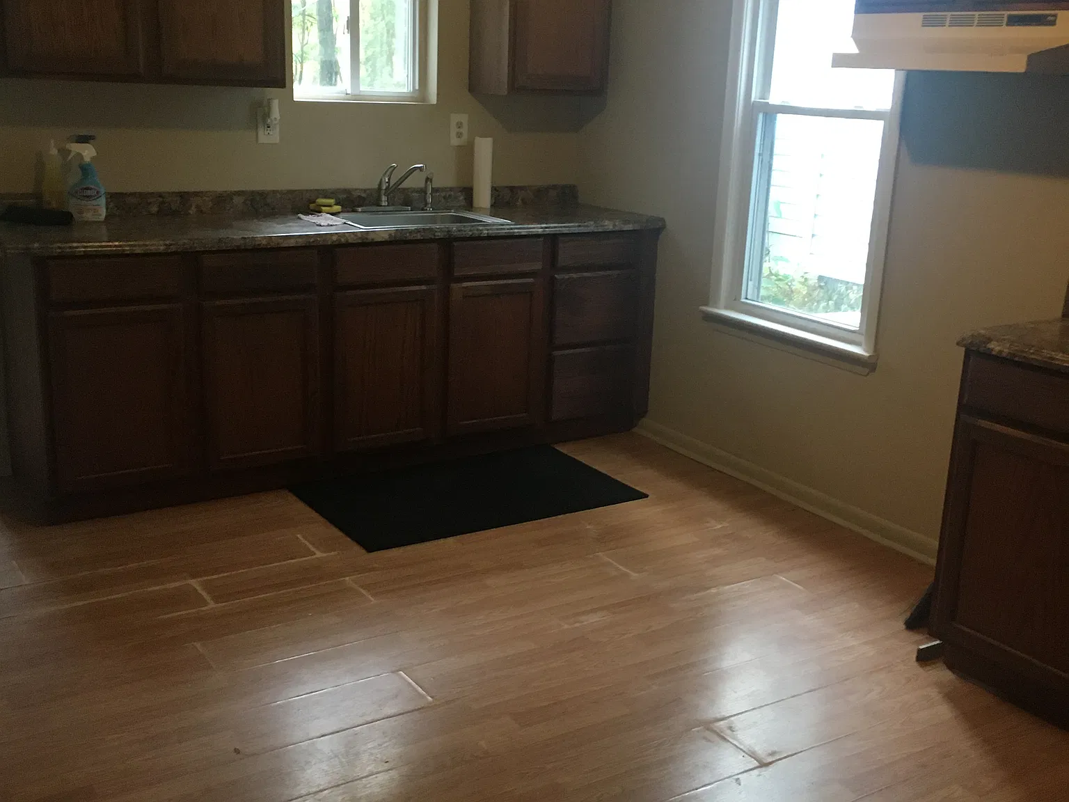 3 bed, 1.5 bath, 1700 sqft, $1,500 — Photo 3