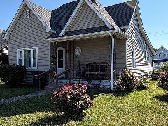 4th image of 339 9th St NE