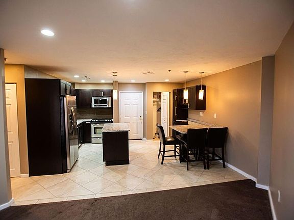 5th image of 90 Quincy Shore Dr APT 804