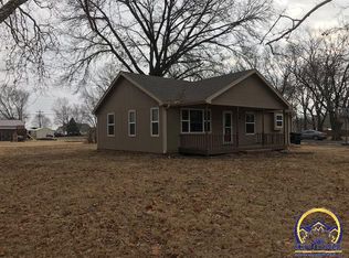 206 Main St, Rossville, KS 66533