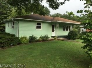 10 N Pershing Rd, Asheville, NC 28805