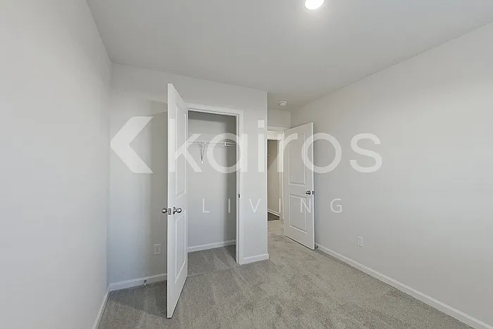 2191 Banyan Cir — Photo 19