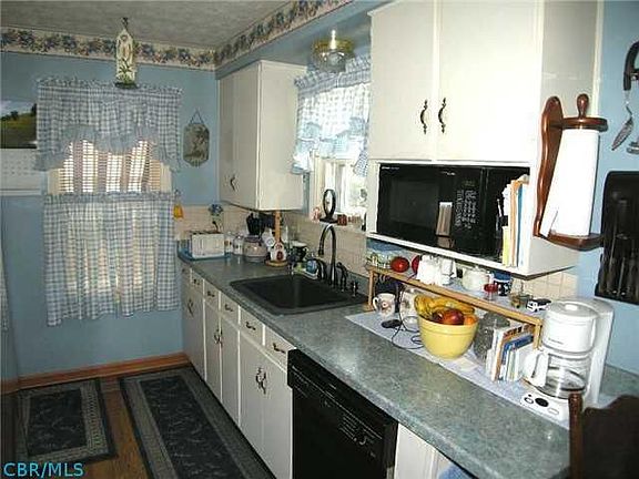 4th image of 442 E Jeffrey Pl