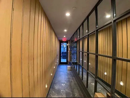 Rented by Tapiro Realty | media 9