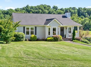 714 W Creek Dr, Clarksville, TN 37040