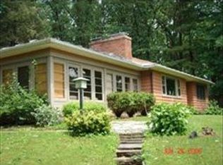 122 Rocky Hill Rd, Hadley, MA 01035