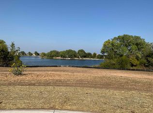 97 S Bluelake Ct #D, Wichita, KS 67215