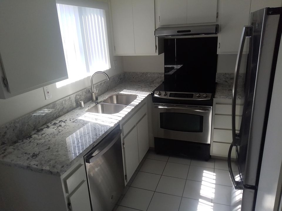 1st image of 4667 E Mountain View Dr #4
