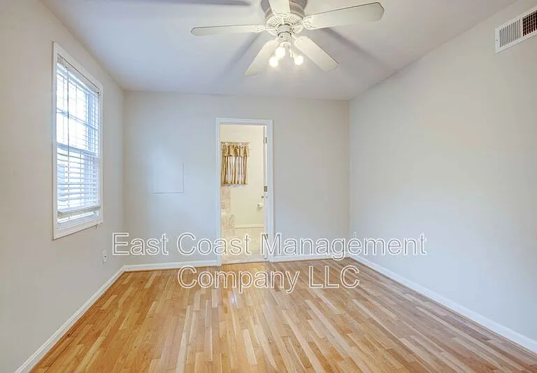 203 S Regester St — Photo 10