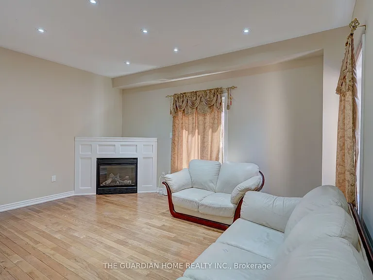 20 Barkwin Dr — Photo 8