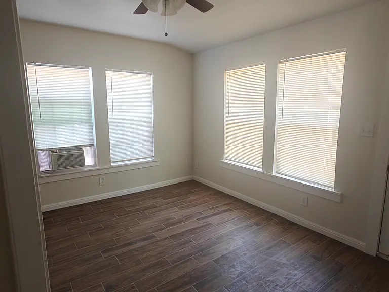 317 Arlington Ct #1 — Photo 7