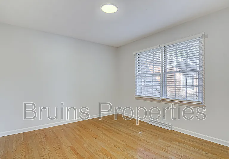 805 Trenton St #A — Photo 15