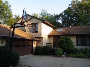 2542 Club House Dr, Wexford, PA