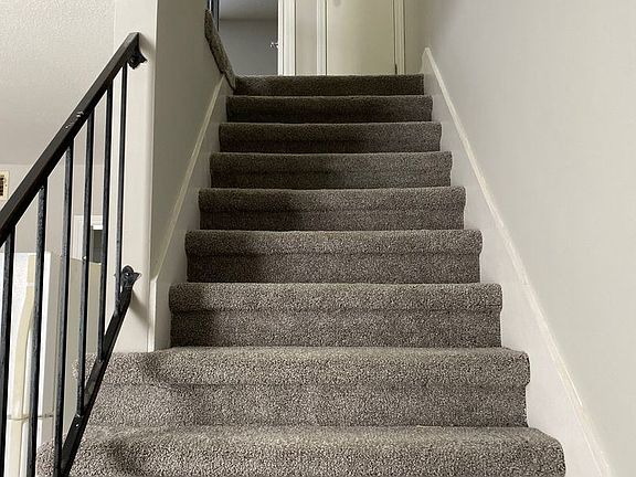 3rd image of 101 Tandy Dr #B