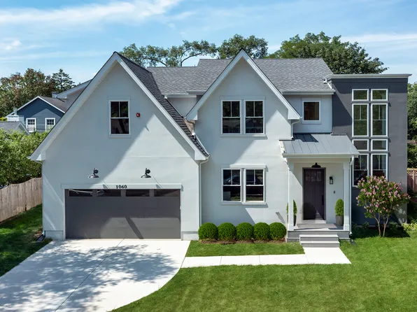 1060 Cedar Ln, Northbrook, IL 60062