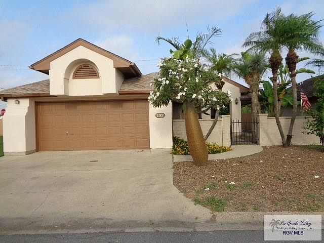 1st image of 102 Willow Cir