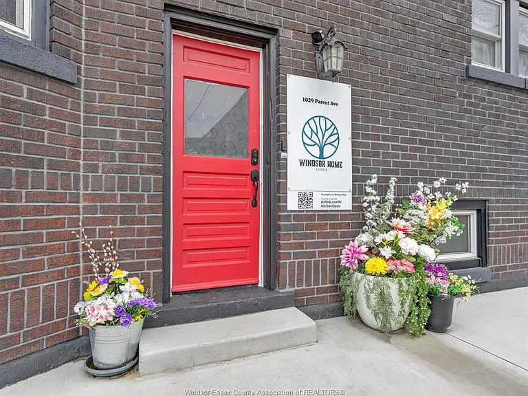1029 Parent Ave #LOWER — Photo 4