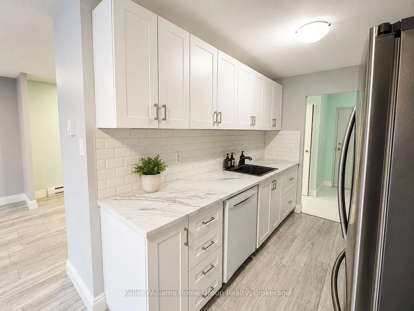 2 bed, $2,000 — Photo 3