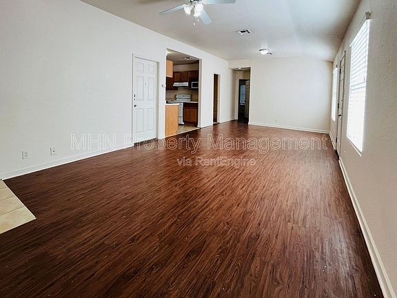 3rd image of 14542 Clovelly Wood