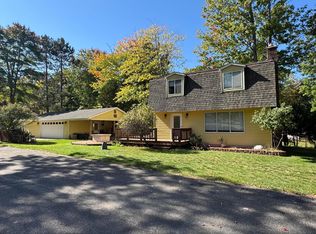 405 Woodlawn Ave, Roscommon, MI 48653