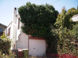 823 Paloma Ave, Oakland, CA 94610