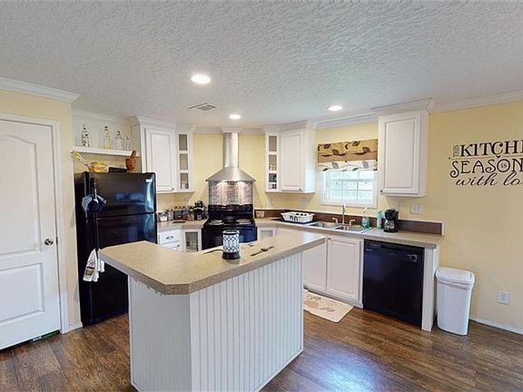 4th image of 4270 Cypress Dr