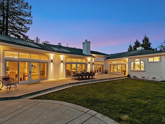 4th image of 144 Circle Road