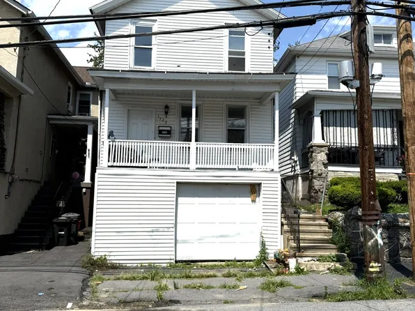 1722 Jackson St, Scranton, PA 18504
