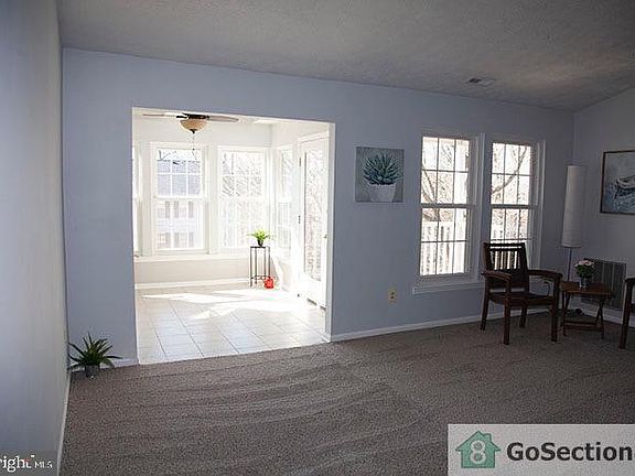 4th image of 907 Woodbridge Ct