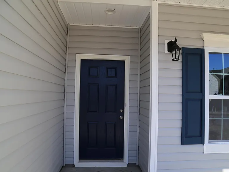 832 Ember Dr — Photo 4