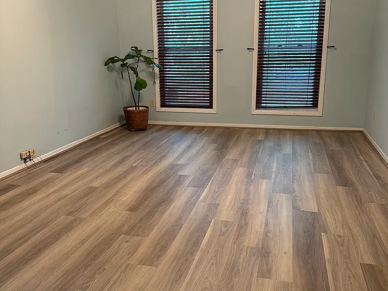 1103 Broadford Dr — Photo 32