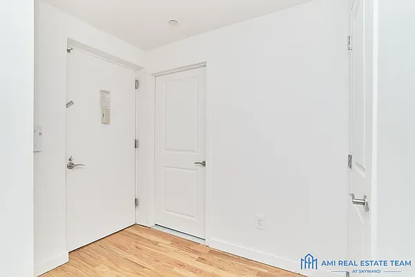 Rented by Skyward | media 34