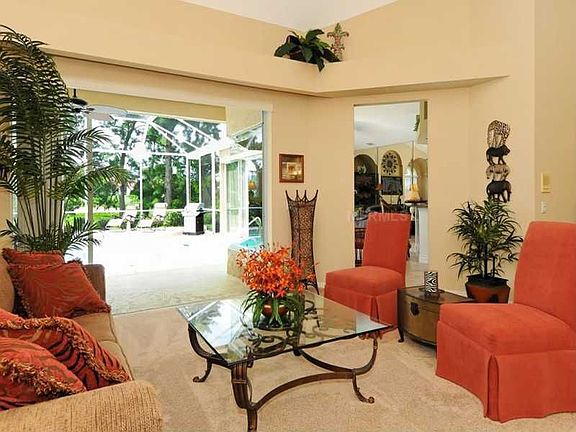 2nd image of 786 Bridle Oaks Dr
