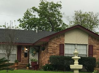 710 Grantham Rd, Baytown, TX 77521