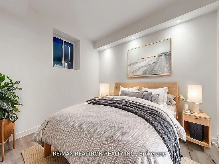 260 Finch Ave E #Townhouse 1 — Photo 21