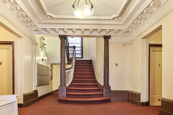 Sold by Corcoran | media 22