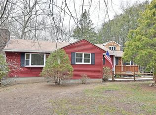 205 Tomaquag Rd, Ashaway, RI 02804