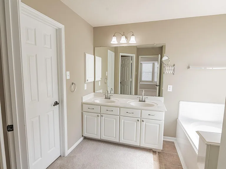 22626 Goss Spring Ct — Photo 30