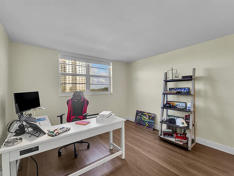 1401 S Ocean Dr #502 — Photo 29