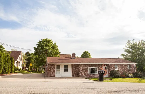 212 Lindsay St #A Photo 1