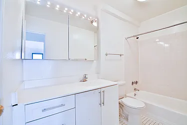 Rented by Platinum Properties