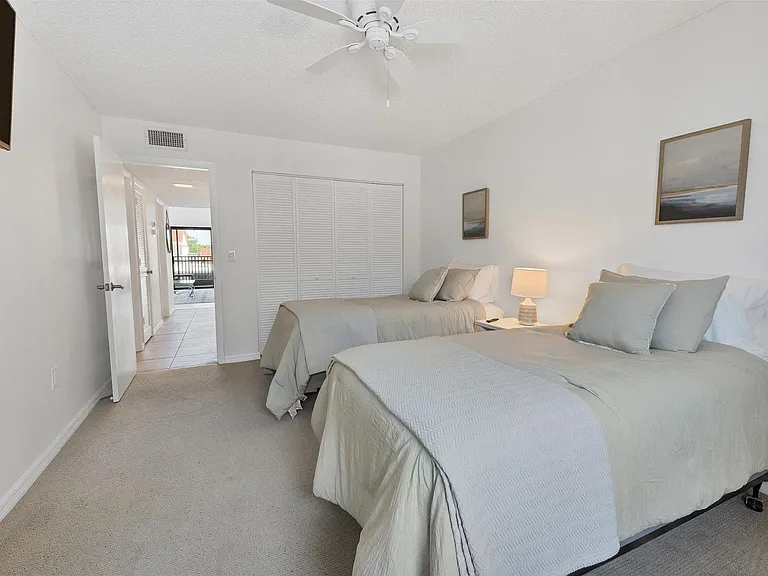 500 Park Blvd S #109 — Photo 17