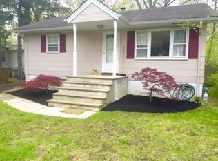 133 W 3rd St, Howell, NJ 07731