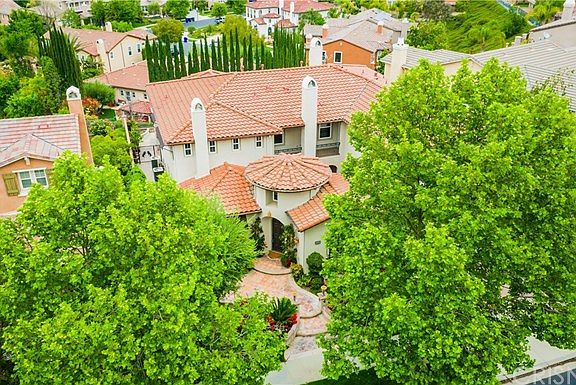 4th image of 26466 Valley Oak Ln