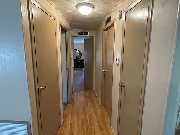 5th image of 1500 Peachtree Ln #660