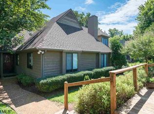 1053 Amber Ridge Rd, Charlottesville, VA 22901