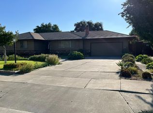 1244 Arizona Ave, Los Banos, CA 93635