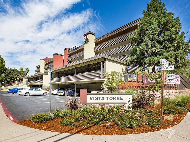 Vista Torre — Photo 10